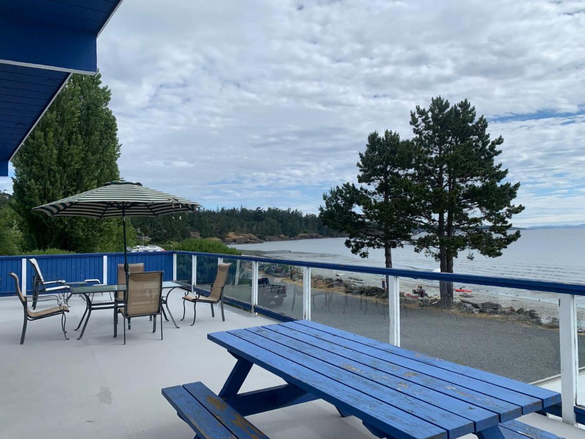 Metchosin Beach House Виктория Екстериор снимка